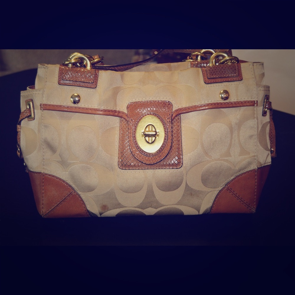 COACH Brown Signature Sateen Peyton